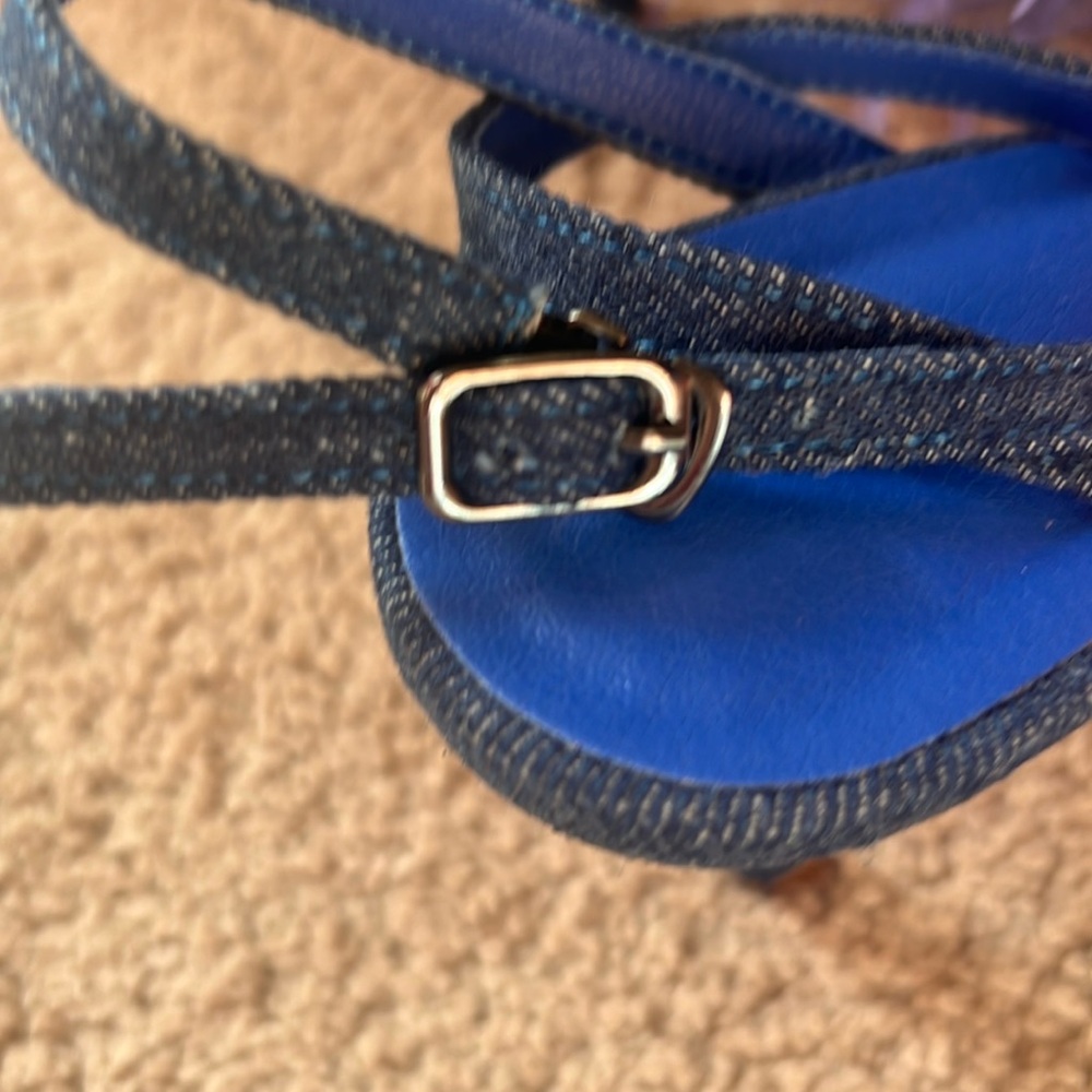 Blue Feathered Women's Sandals - Picture 5 of 6